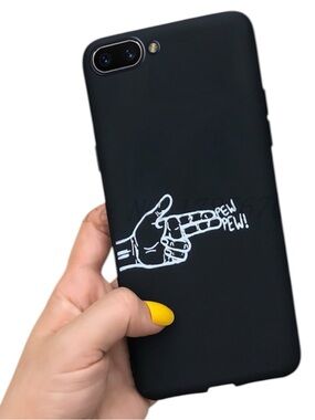 5/25$ ✨ Black Pew Pew Smartphones Silicone Case 🖤🤍